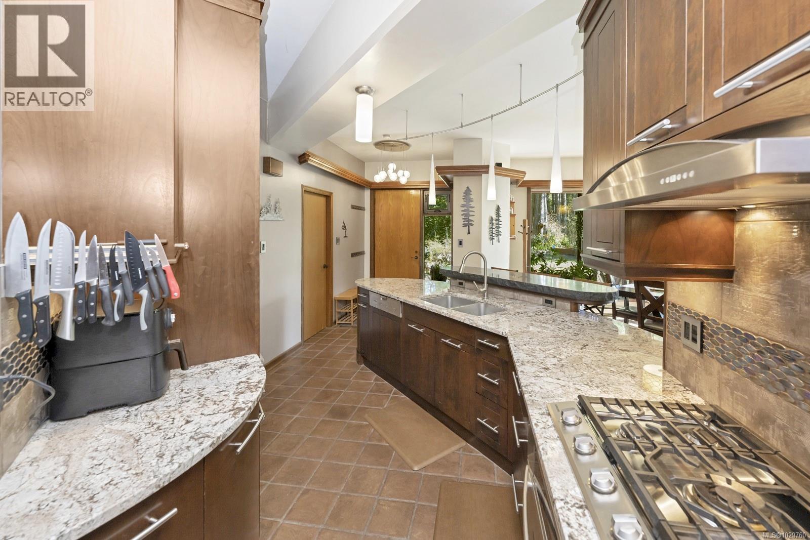 4440 SPELLMAN PL - 15