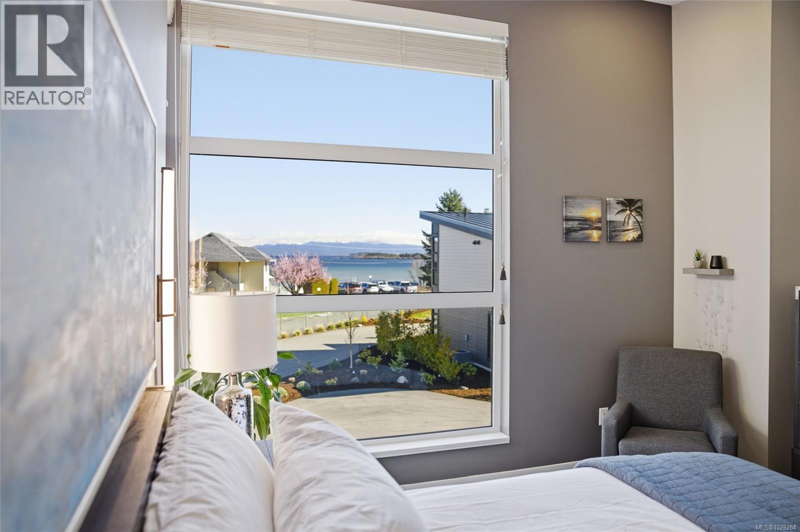 #9 1175 RESORT DR - 18