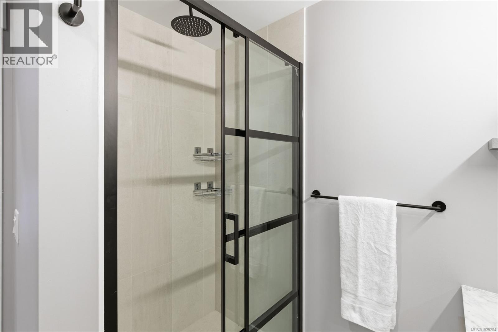 #9 1175 RESORT DR - 24