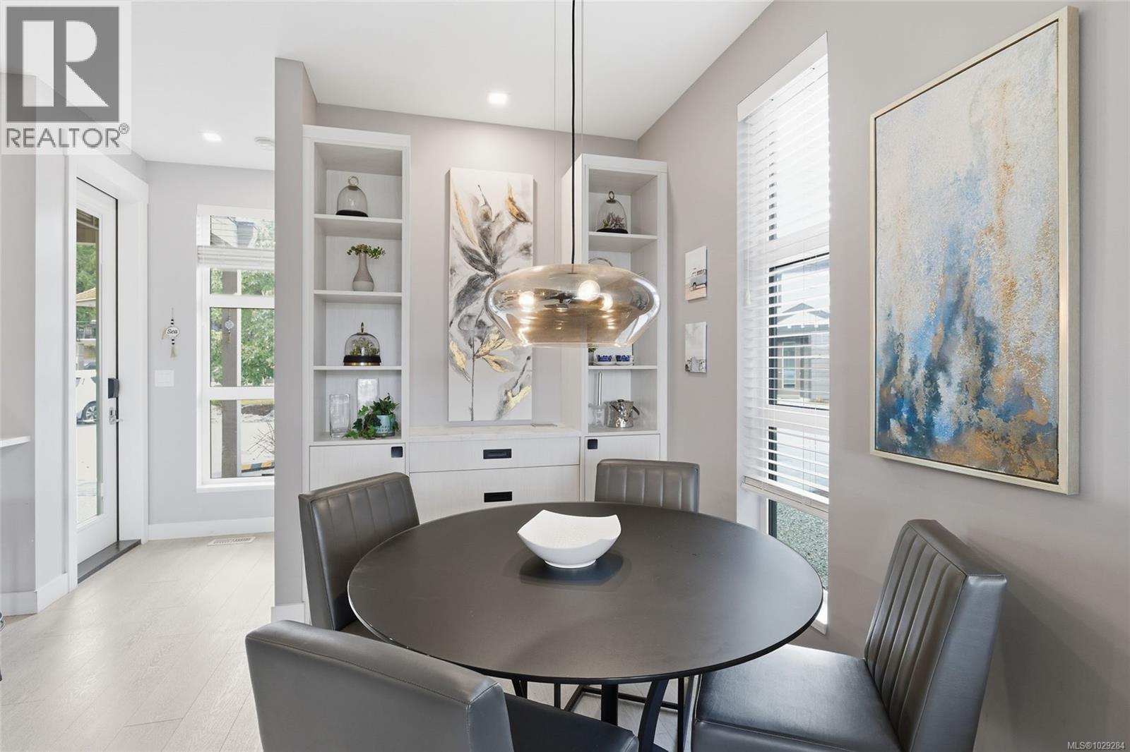 #9 1175 RESORT DR - 5