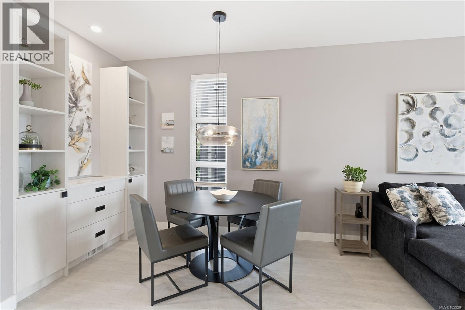 #9 1175 RESORT DR - 6