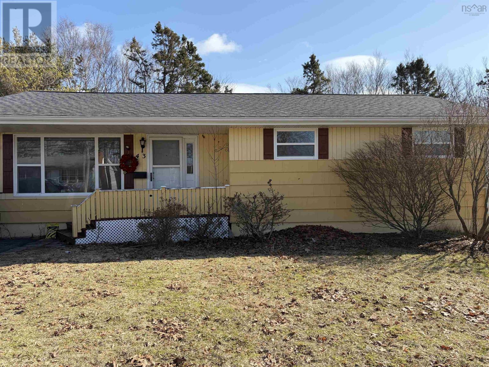 Property 27 of 32 of 43 Maple Boulevard