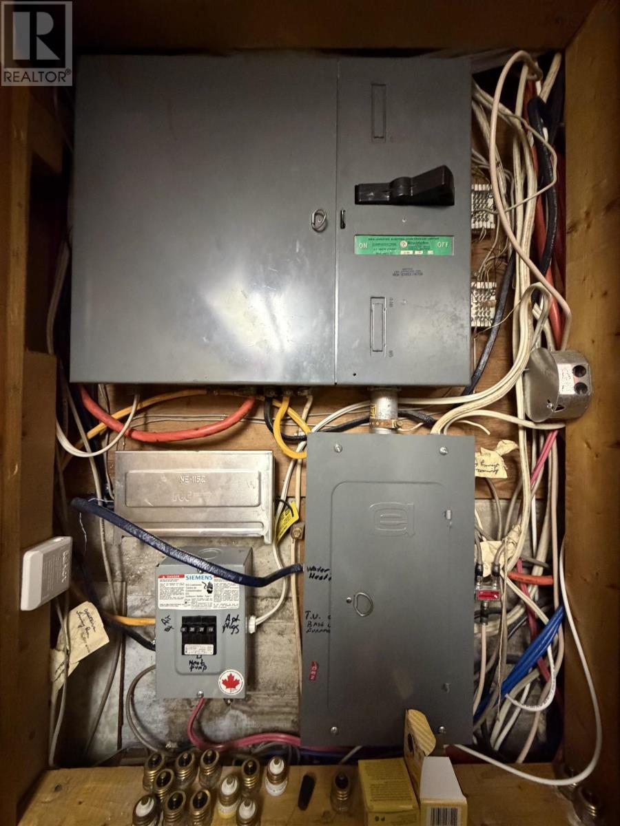 Property 23 of 32 of 43 Maple Boulevard