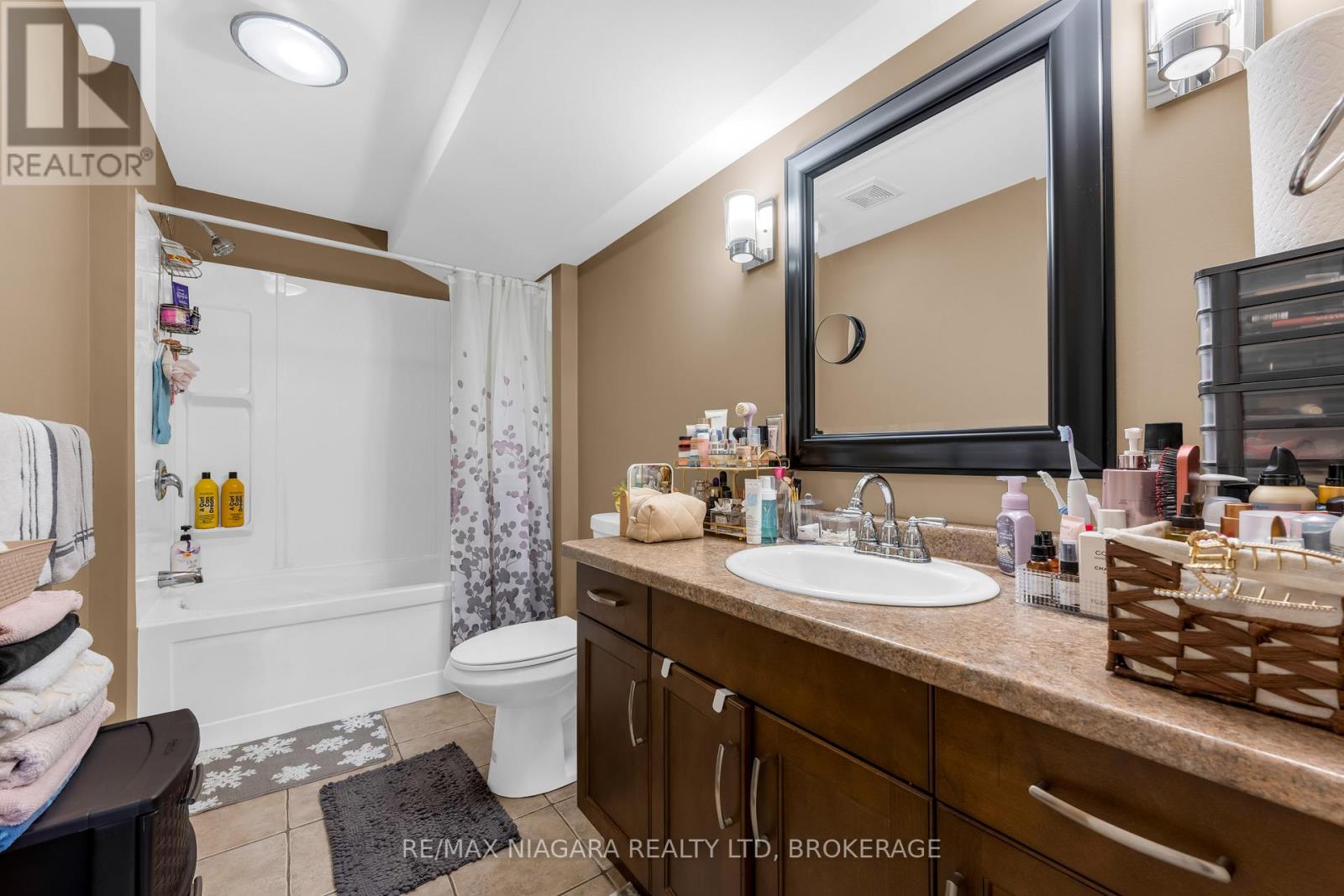 4750 BALDWIN AVENUE - 27