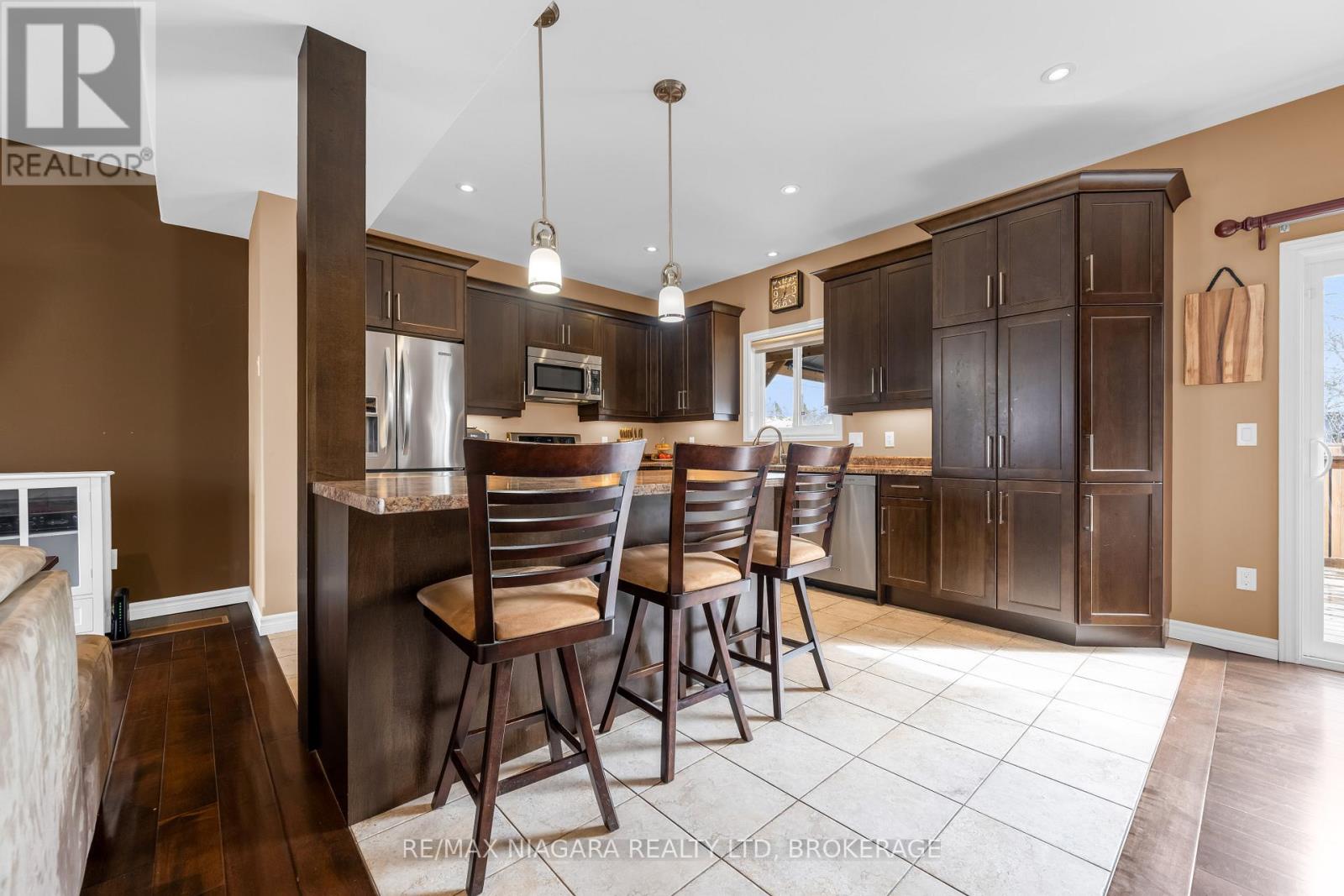 4750 BALDWIN AVENUE - 7