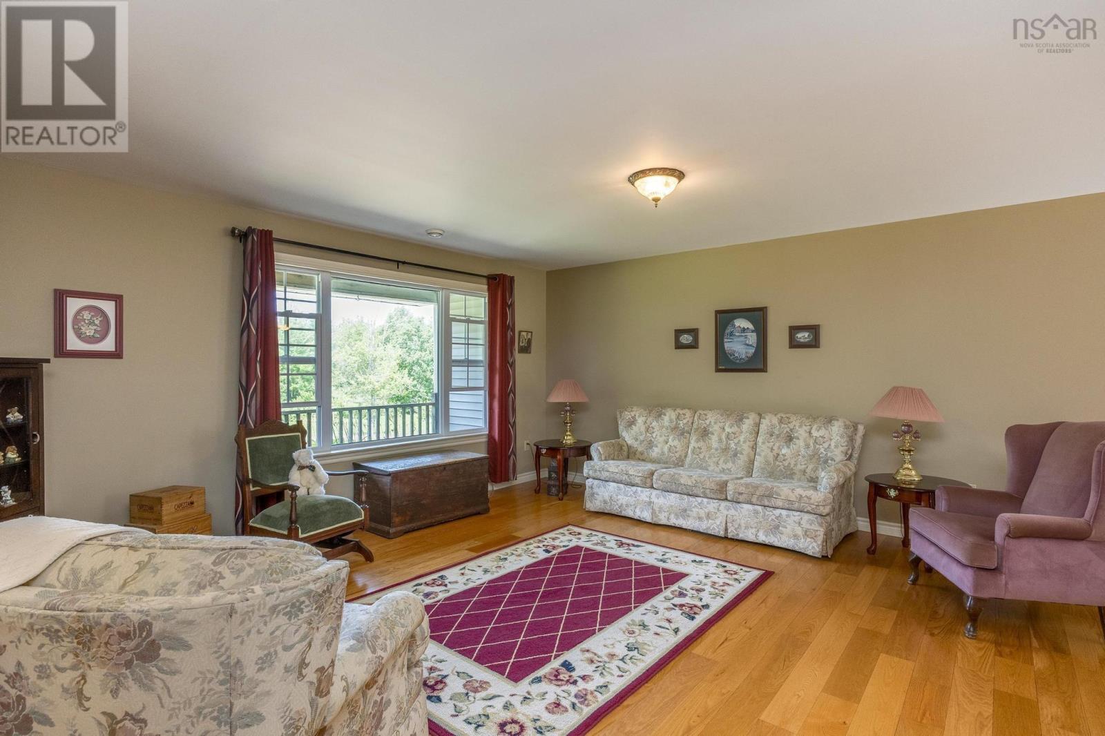 Property 33 of 50 of 3118 Black River Road