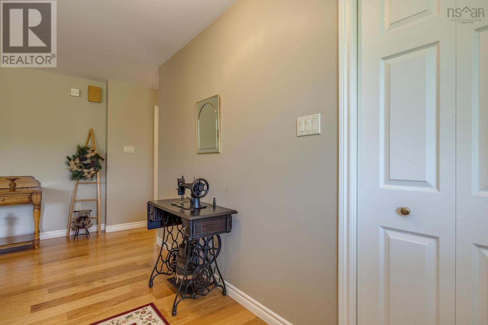 Property 14 of 50 of 3118 Black River Road