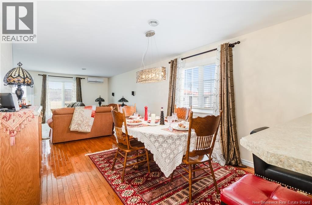 #1 500 RIVERSIDE DRIVE - 11