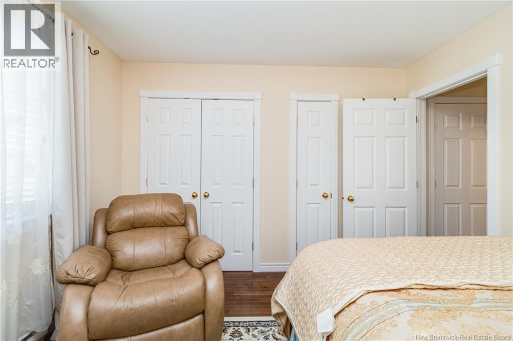 #1 500 RIVERSIDE DRIVE - 17