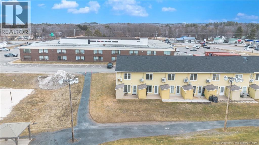 #1 500 RIVERSIDE DRIVE - 28