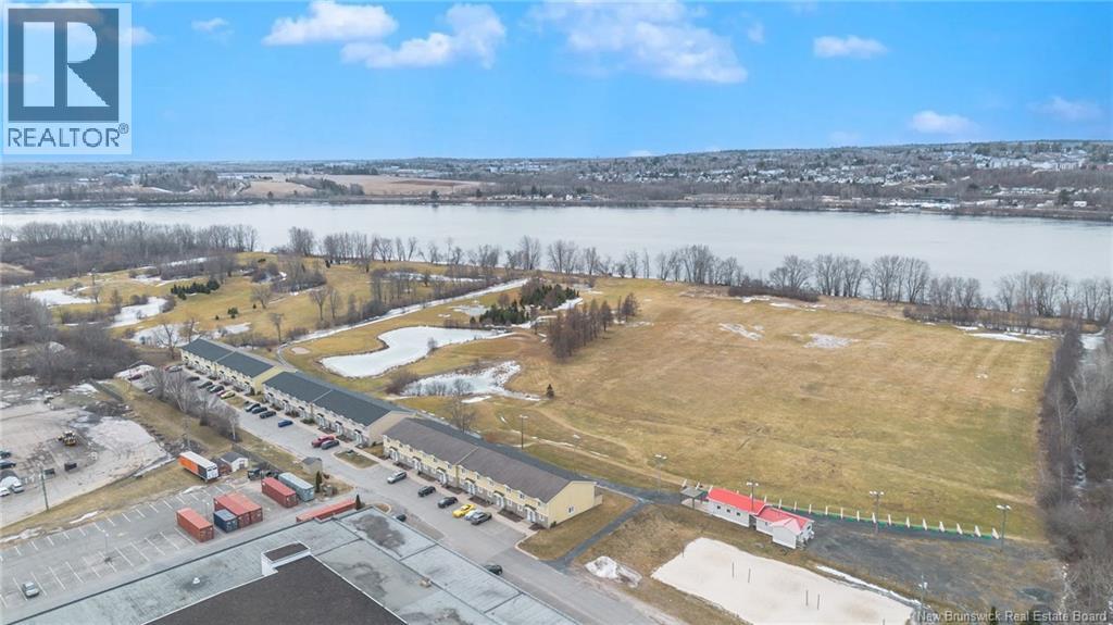 #1 500 RIVERSIDE DRIVE - 29