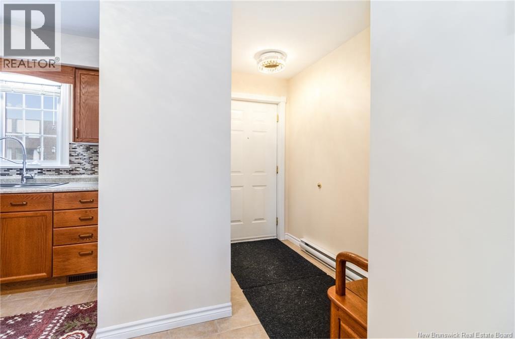 #1 500 RIVERSIDE DRIVE - 4