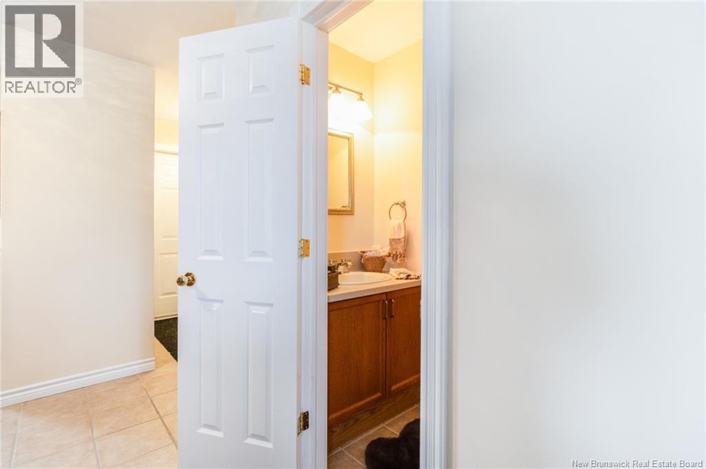 #1 500 RIVERSIDE DRIVE - 5