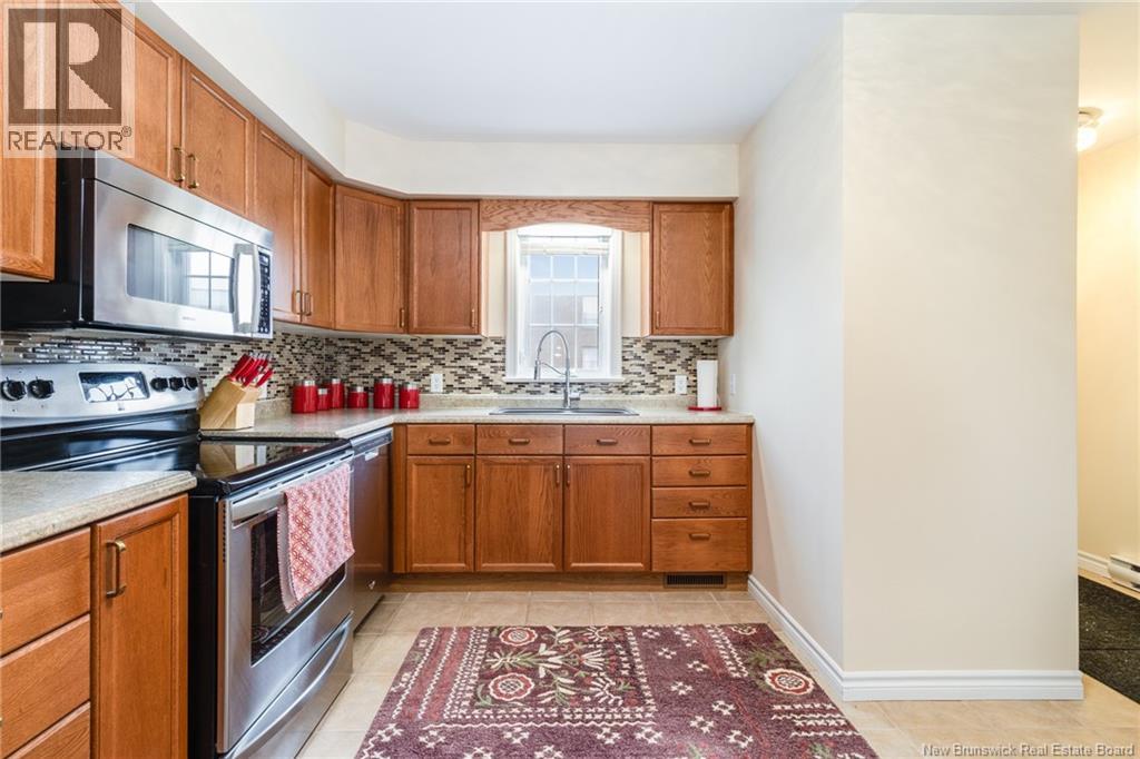 #1 500 RIVERSIDE DRIVE - 7