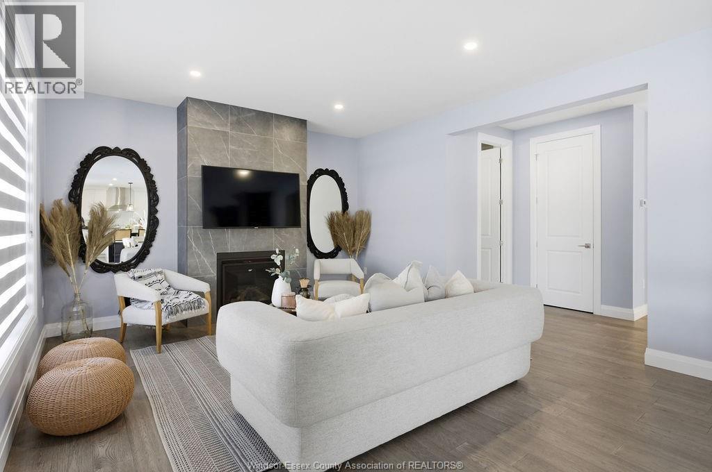 26 GREGORY AVENUE - 12