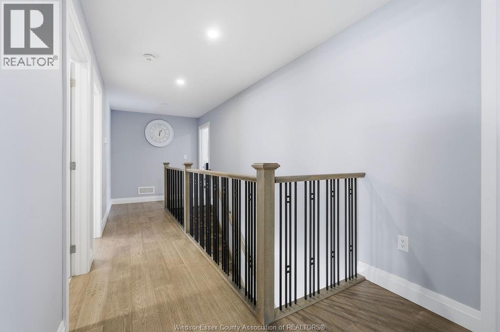 26 GREGORY AVENUE - 27