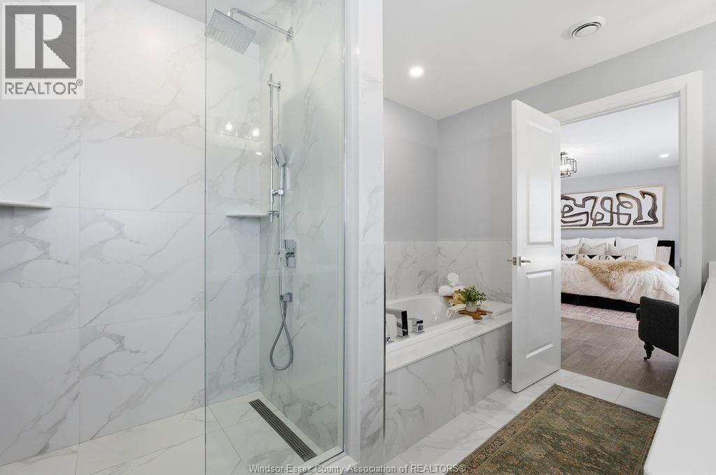26 GREGORY AVENUE - 35