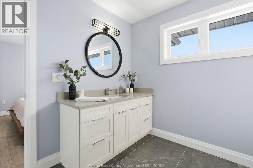 26 GREGORY AVENUE - 39