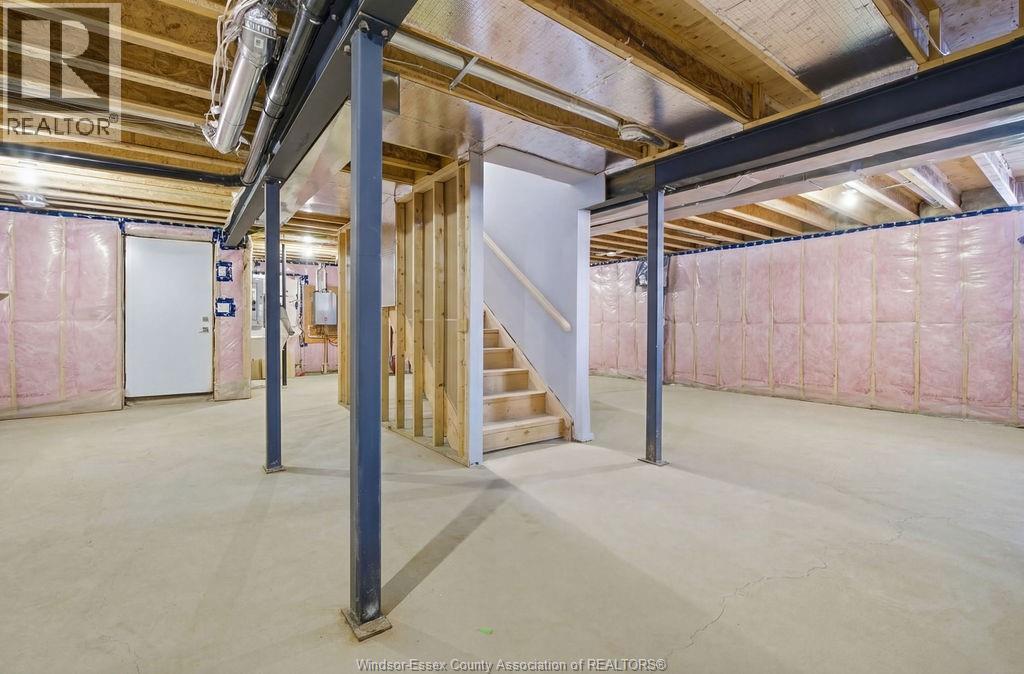 26 GREGORY AVENUE - 47