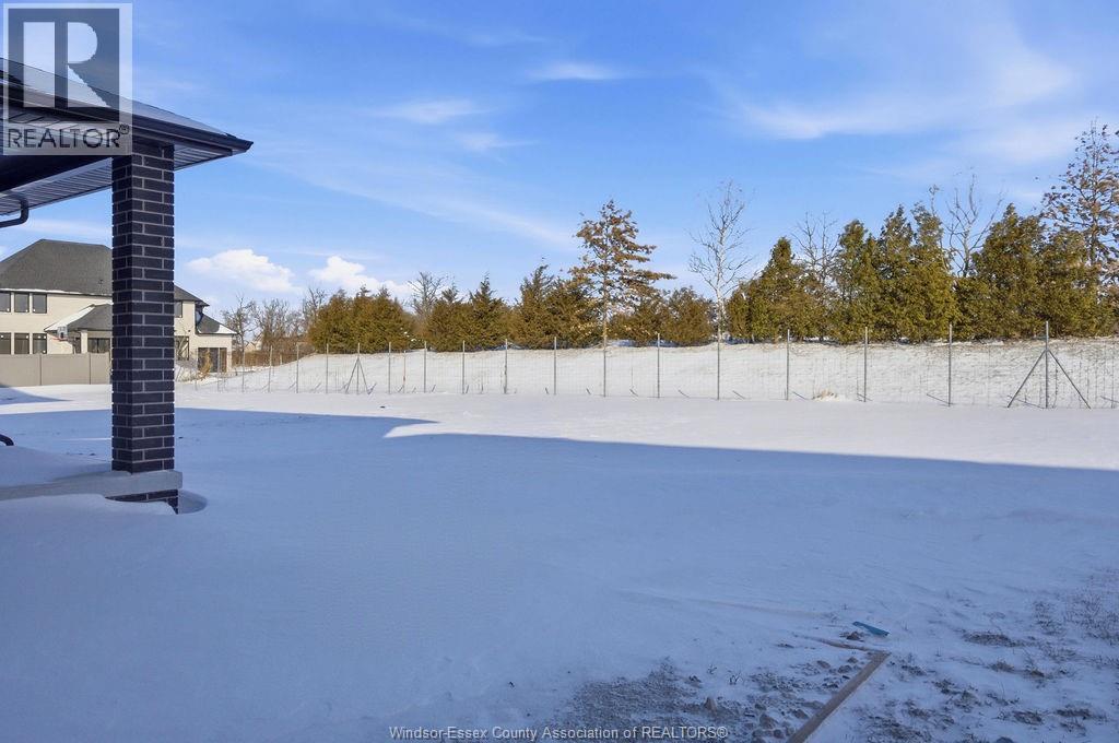 26 GREGORY AVENUE - 48