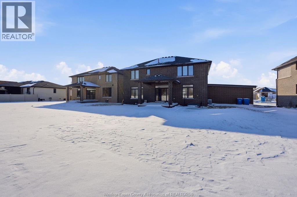 26 GREGORY AVENUE - 49
