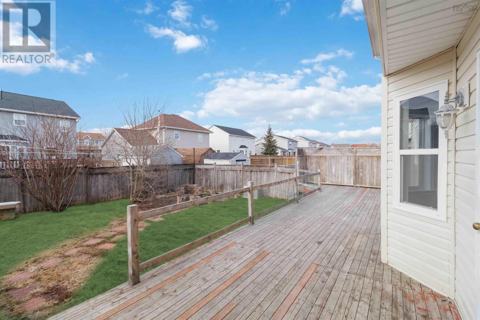 Property 19 of 43 of 38 Pearl Drive