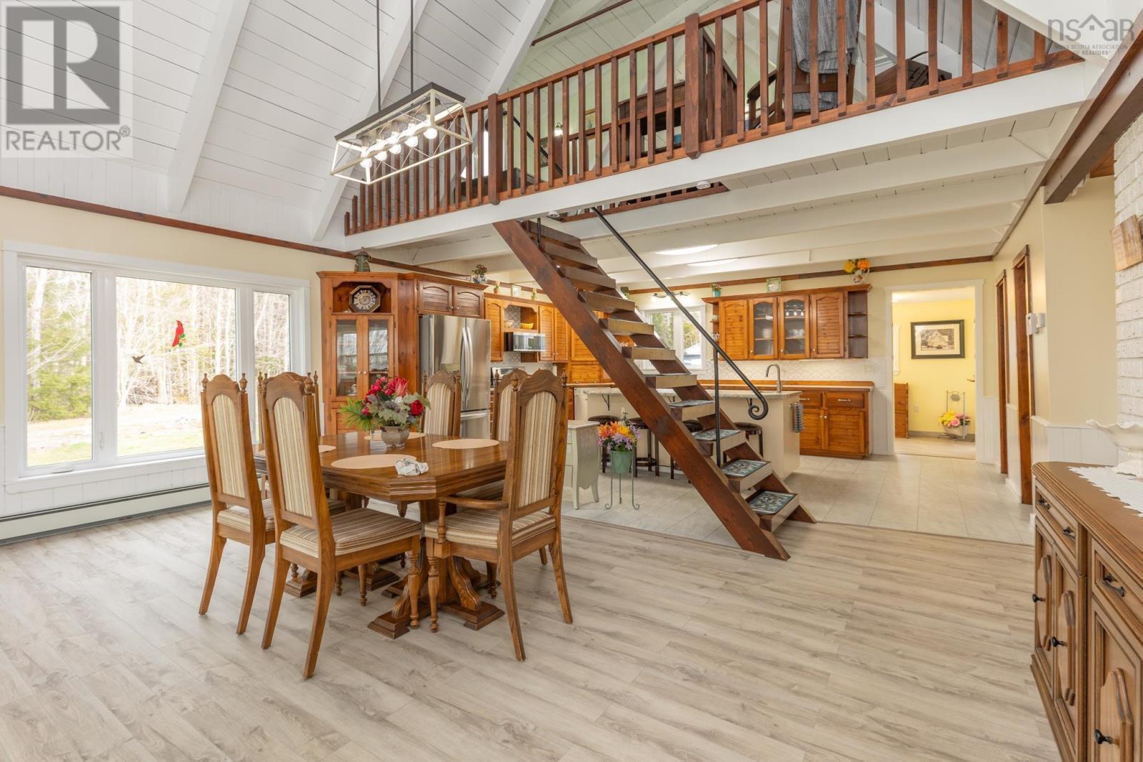 Property 29 of 47 of 559 P F Comeau Road