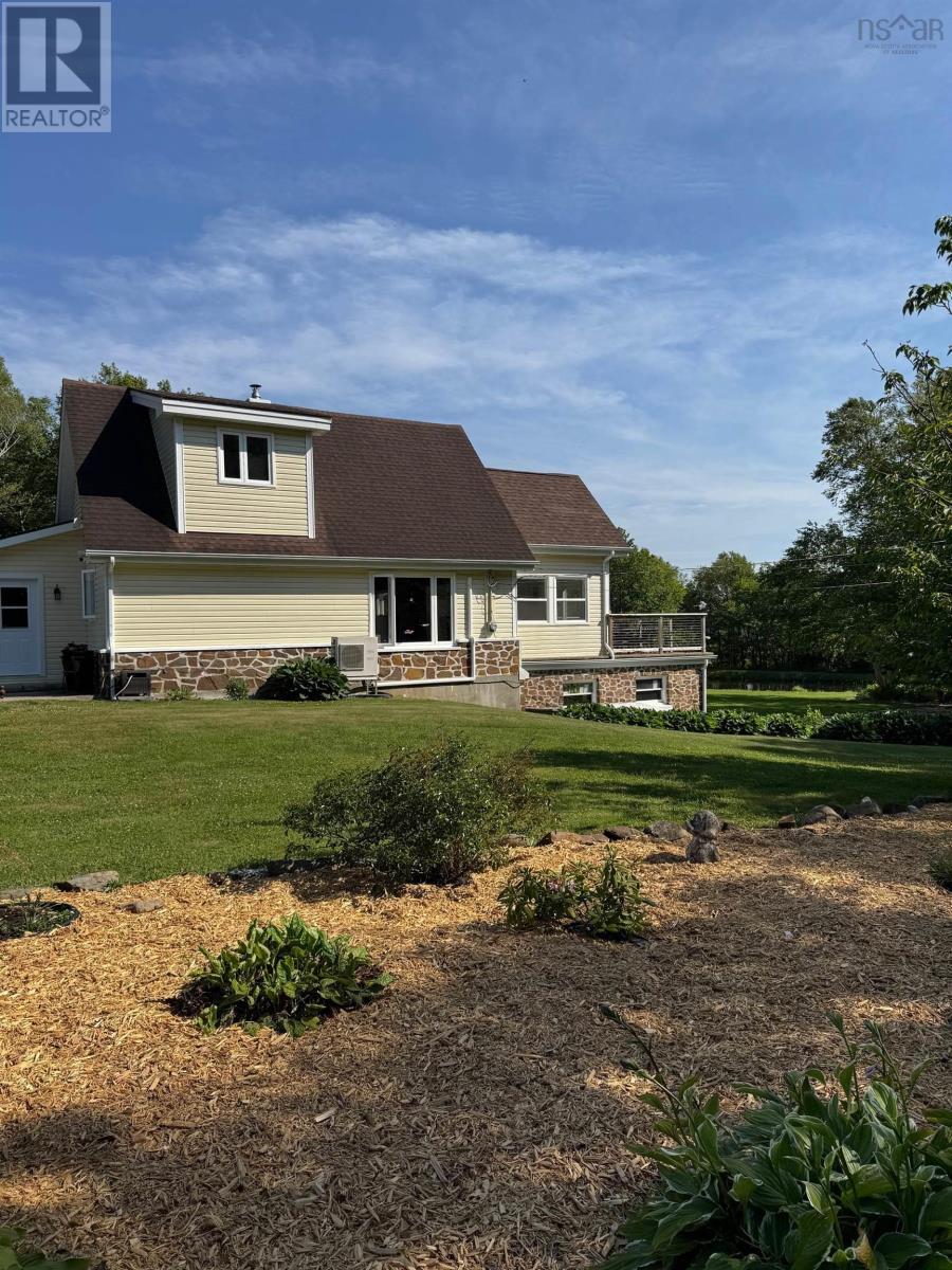 Property 23 of 47 of 559 P F Comeau Road