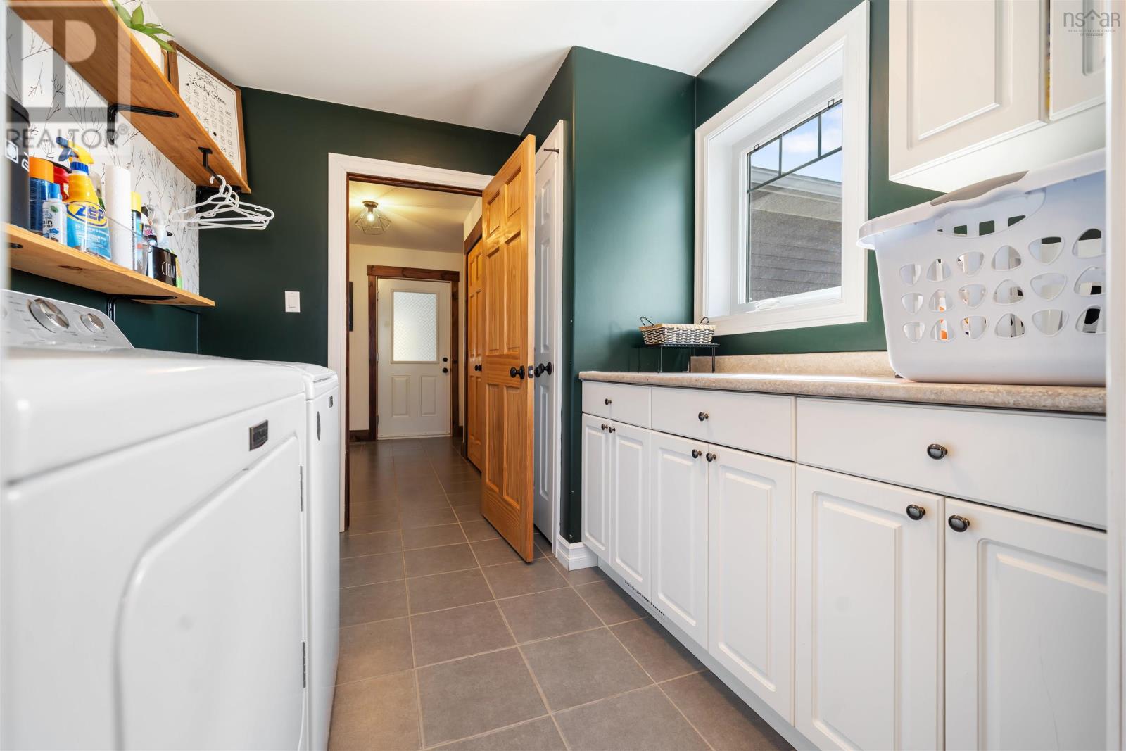 Property 31 of 49 of 4288 Gairloch rd Road