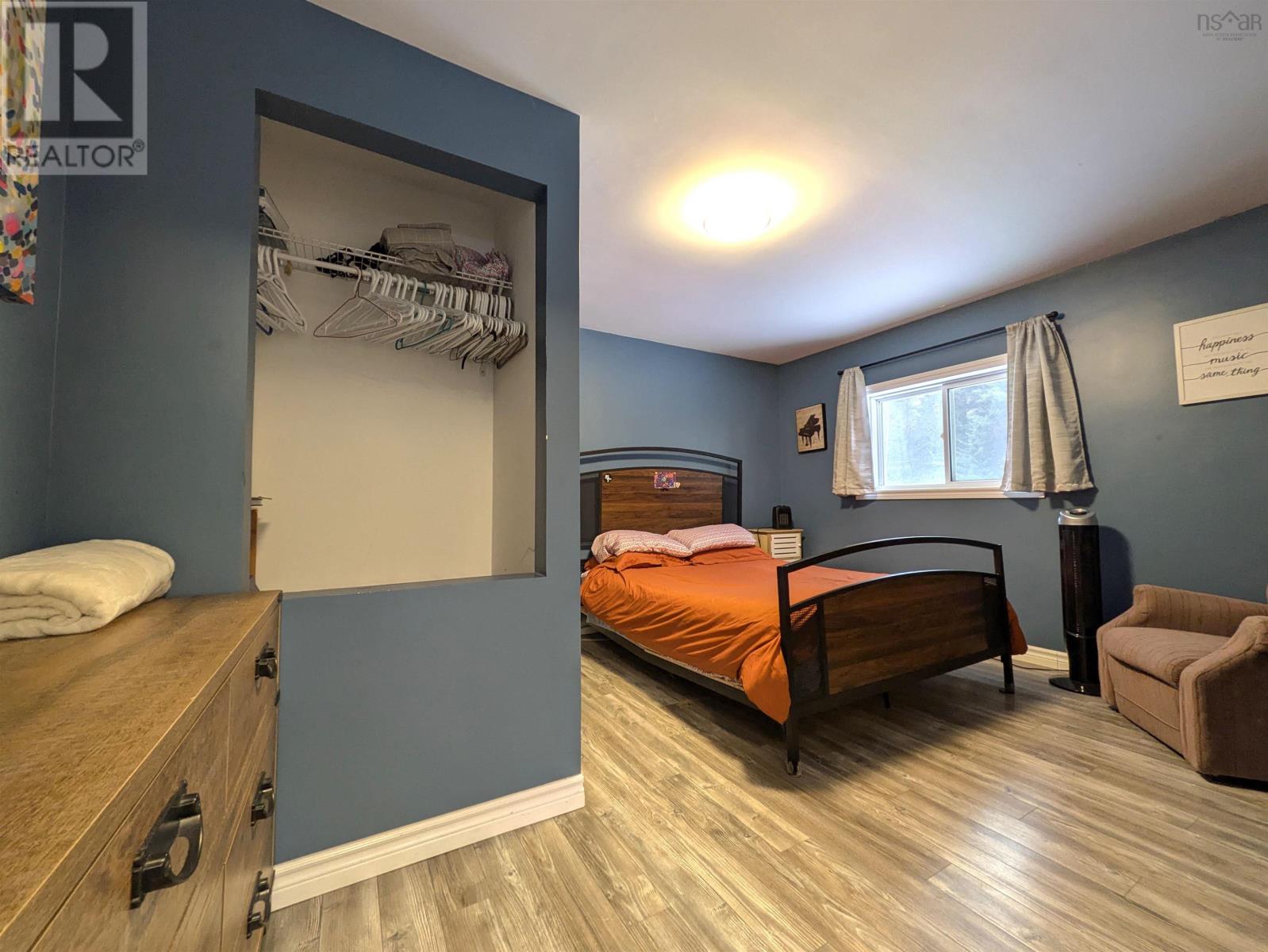 Property 3 of 33 of 11813 Highway 217