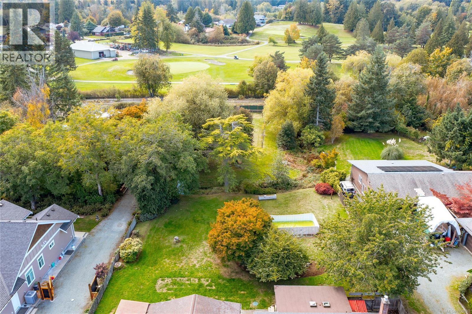 9384 CHEMAINUS RD - 43