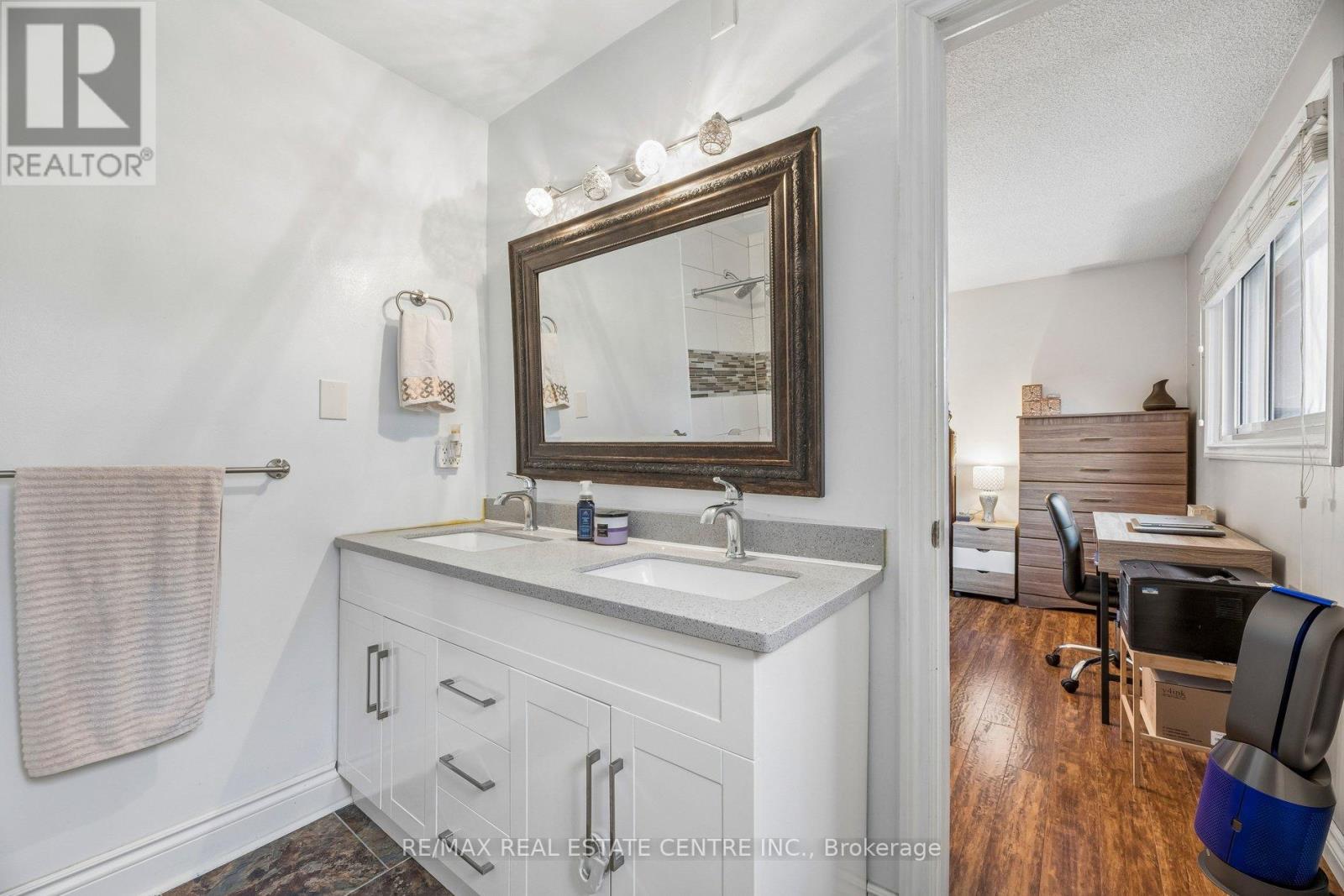 325 AZTEC DRIVE - 24