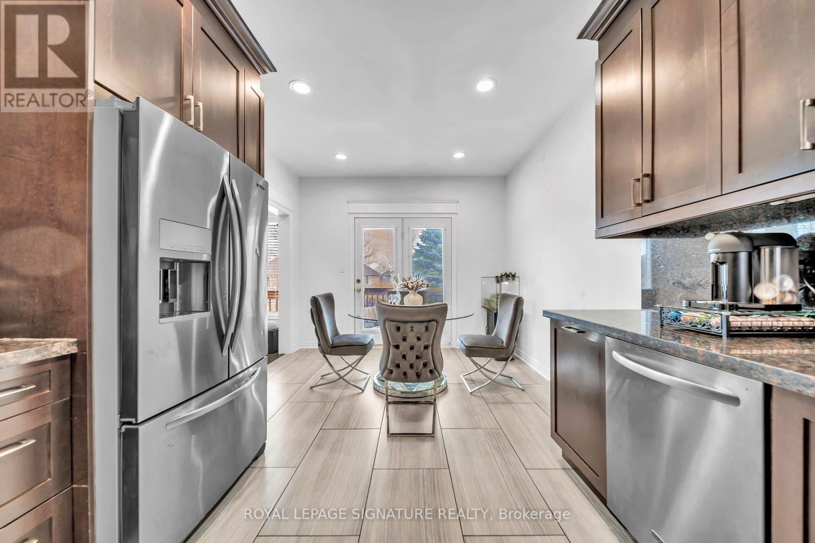 406 HEWITT CIRCLE - 15