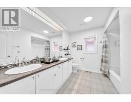 406 Hewitt Circle, Newmarket, ON L3X2L8 Photo 15