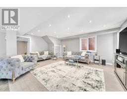 406 Hewitt Circle, Newmarket, ON L3X2L8 Photo 38