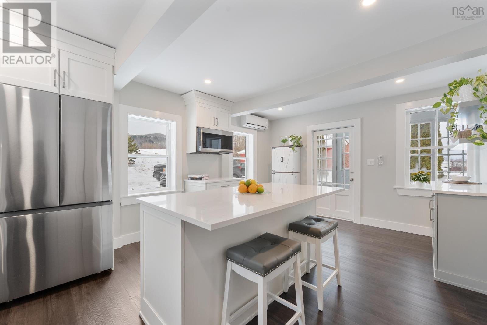 Property 4 of 46 of 1529 Pereau Road