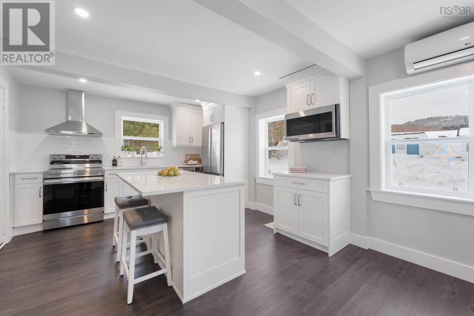 Property 33 of 46 of 1529 Pereau Road