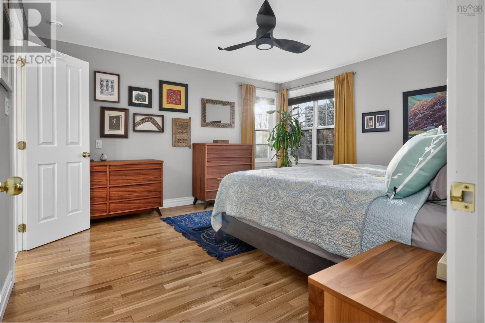 Property 1 of 49 of 132 B&C Prince Albert Road