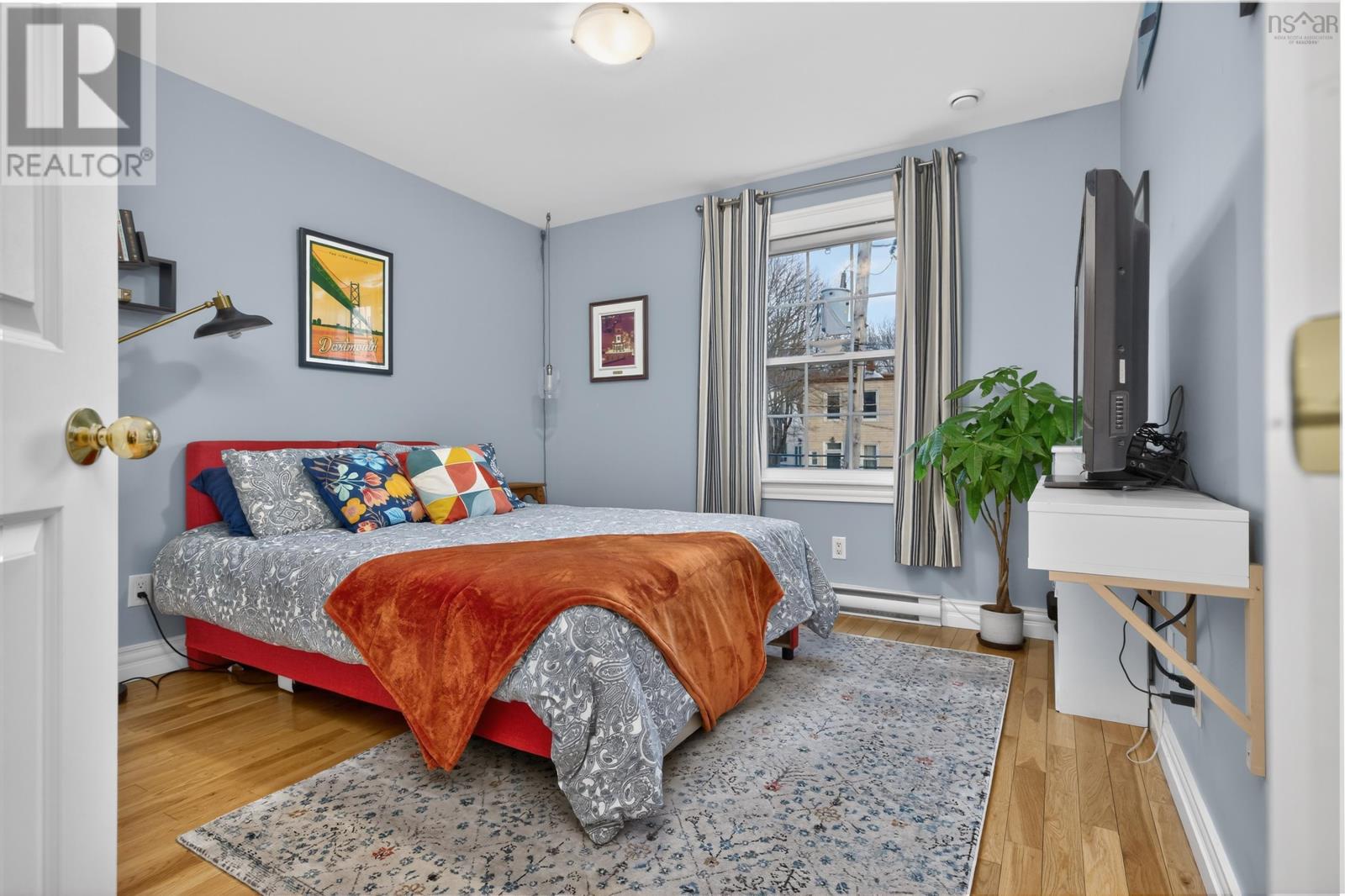 Property 39 of 49 of 132 B&C Prince Albert Road