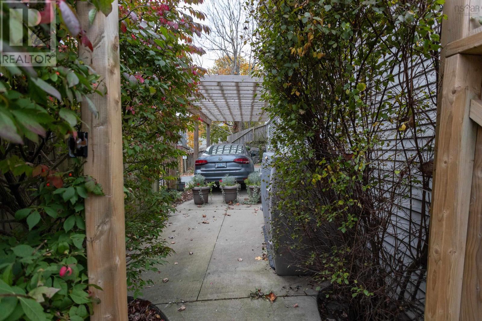 Property 18 of 49 of 132 B&C Prince Albert Road