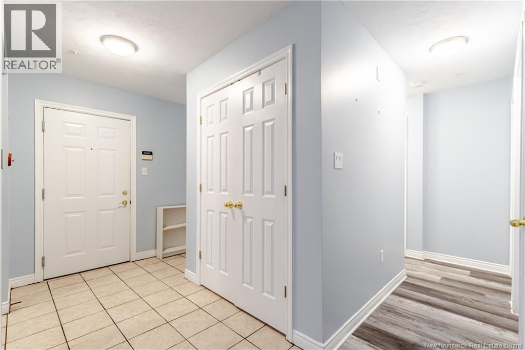 #107 158 HANWELL ROAD - 5