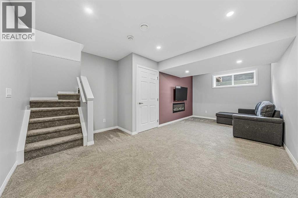 211 Fireside Drive, Cochrane