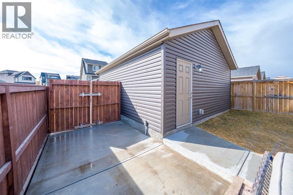 211 Fireside Drive, Cochrane