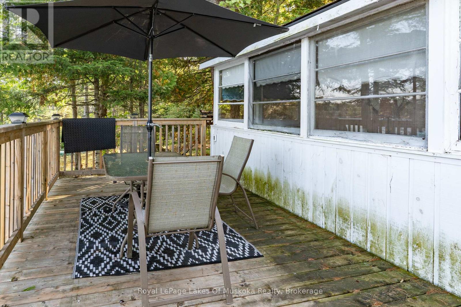 1010 TARA LANE - 11