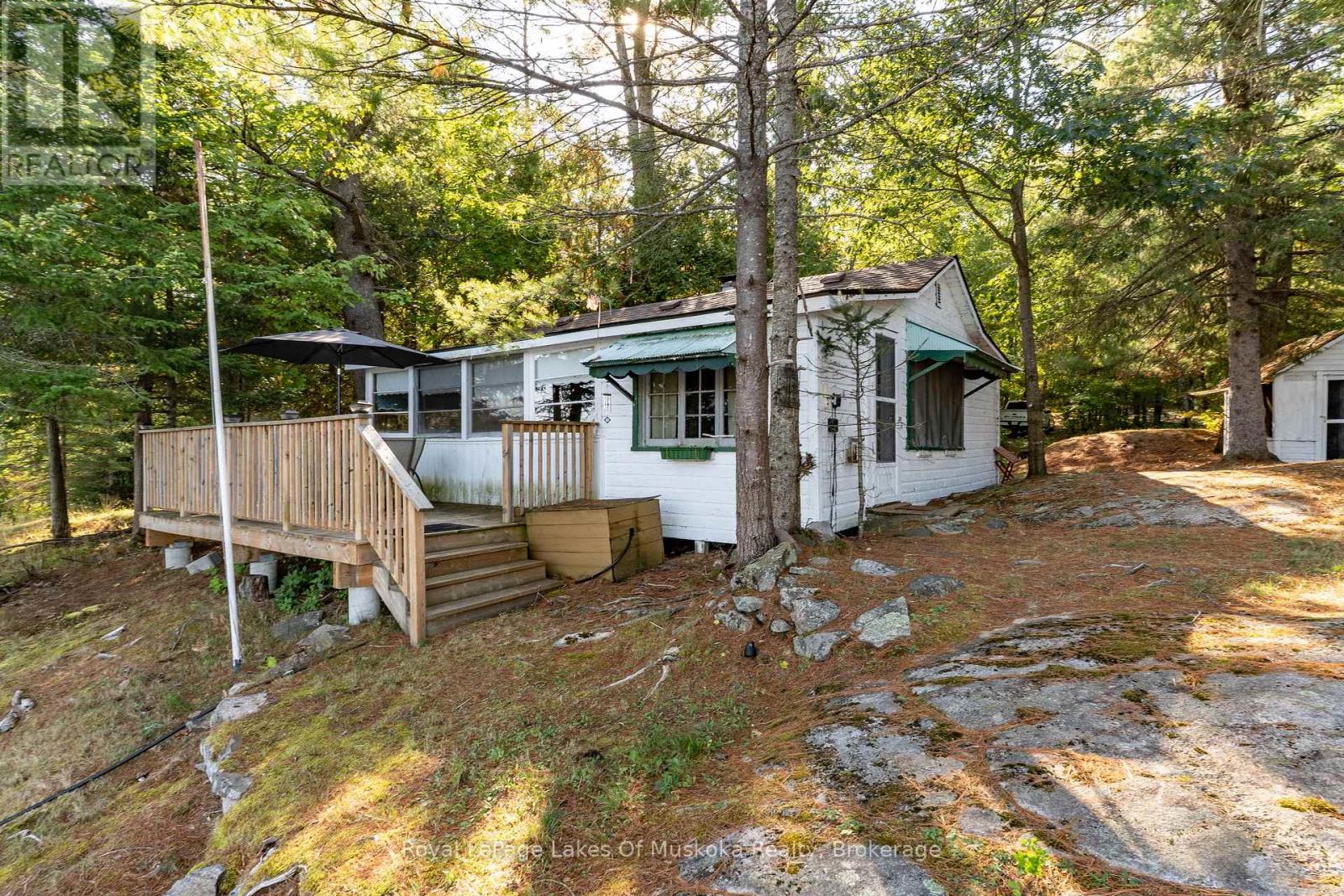 1010 TARA LANE - 8