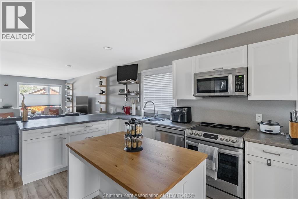97 Moonstone CRESCENT - 19