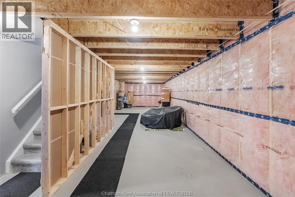 97 Moonstone CRESCENT - 22