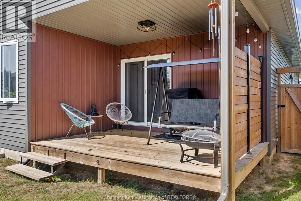97 Moonstone CRESCENT - 3