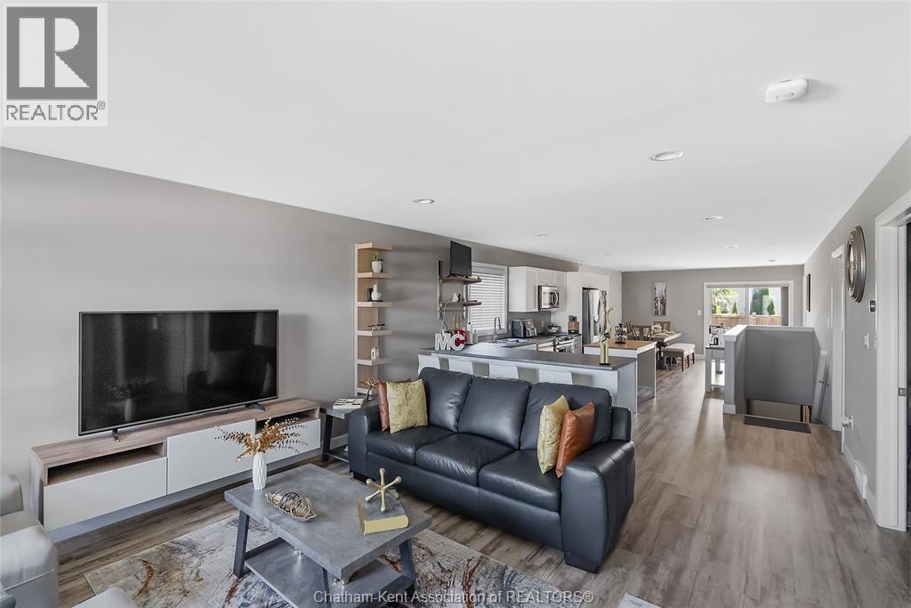 97 Moonstone CRESCENT - 7