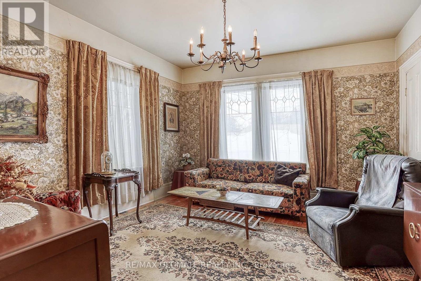 456 MANSE ROAD - 32